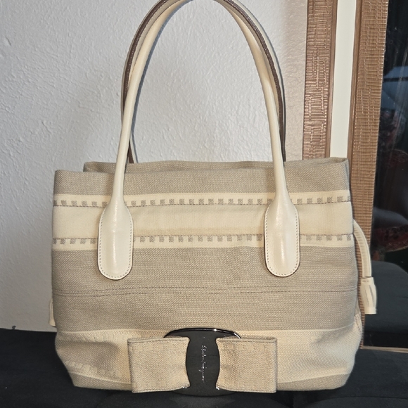 Salvatore Ferragamo Cream and Tan Tote Bag - Picture 1 of 13